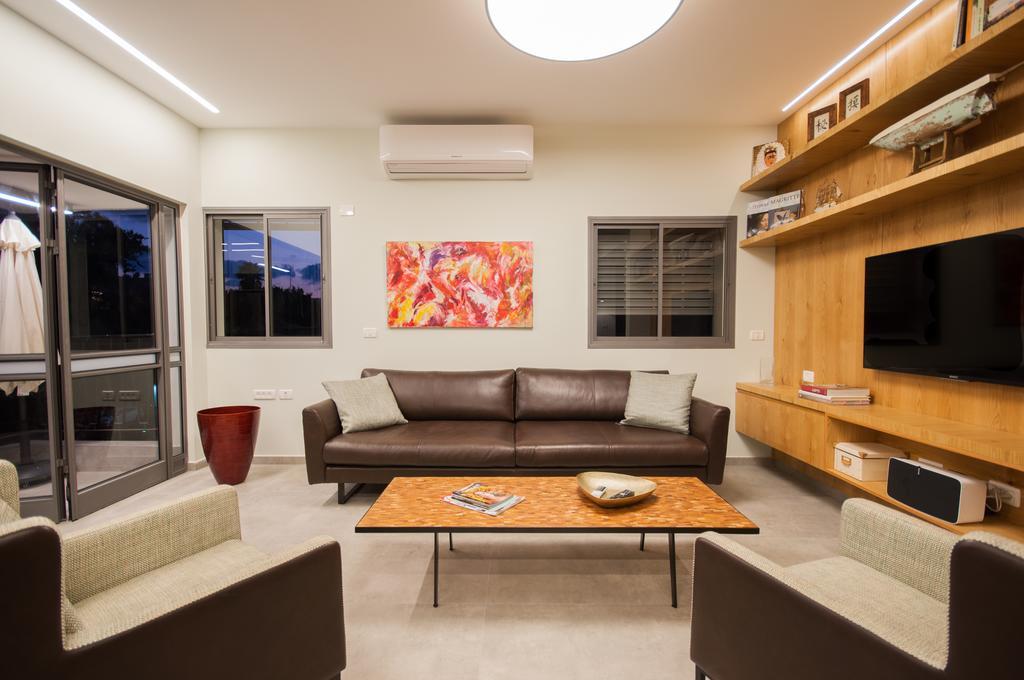 Appartamento Ben Gurion 83 Tel Aviv Esterno foto