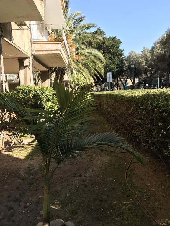 Appartamento Ben Gurion 83 Tel Aviv Esterno foto
