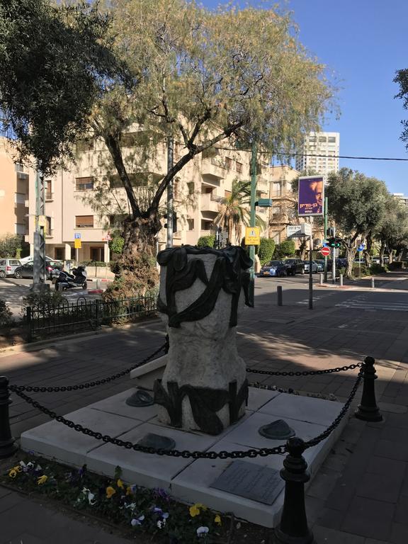 Appartamento Ben Gurion 83 Tel Aviv Esterno foto